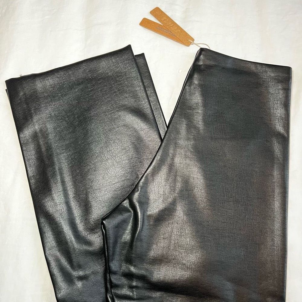 NWT Skims Faux Leather Bootcut Pant Sz LARGE in Onyx - Picture 7 of 7